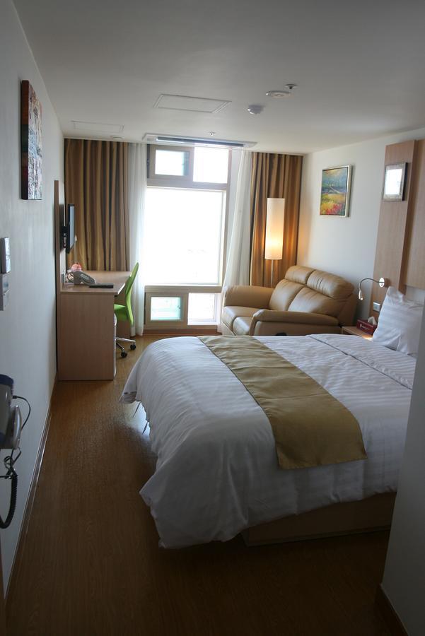 Gunsan Apple Tree Hotel Экстерьер фото