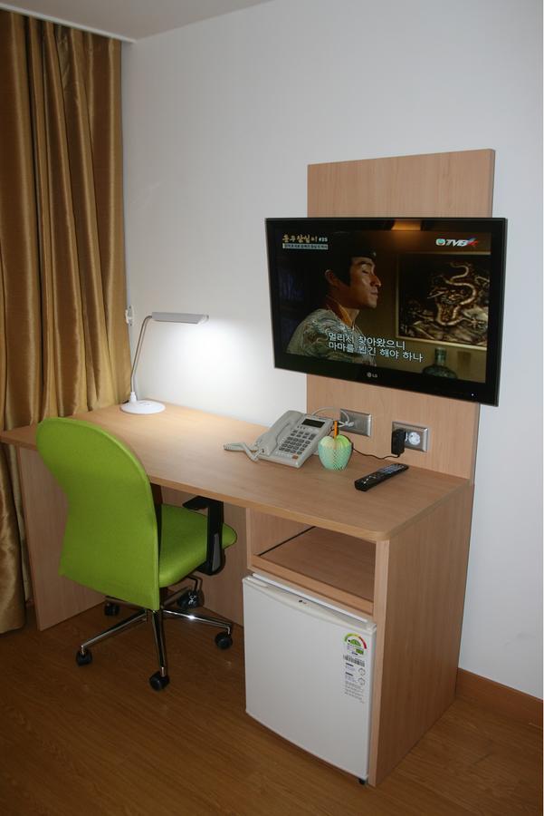 Gunsan Apple Tree Hotel Экстерьер фото