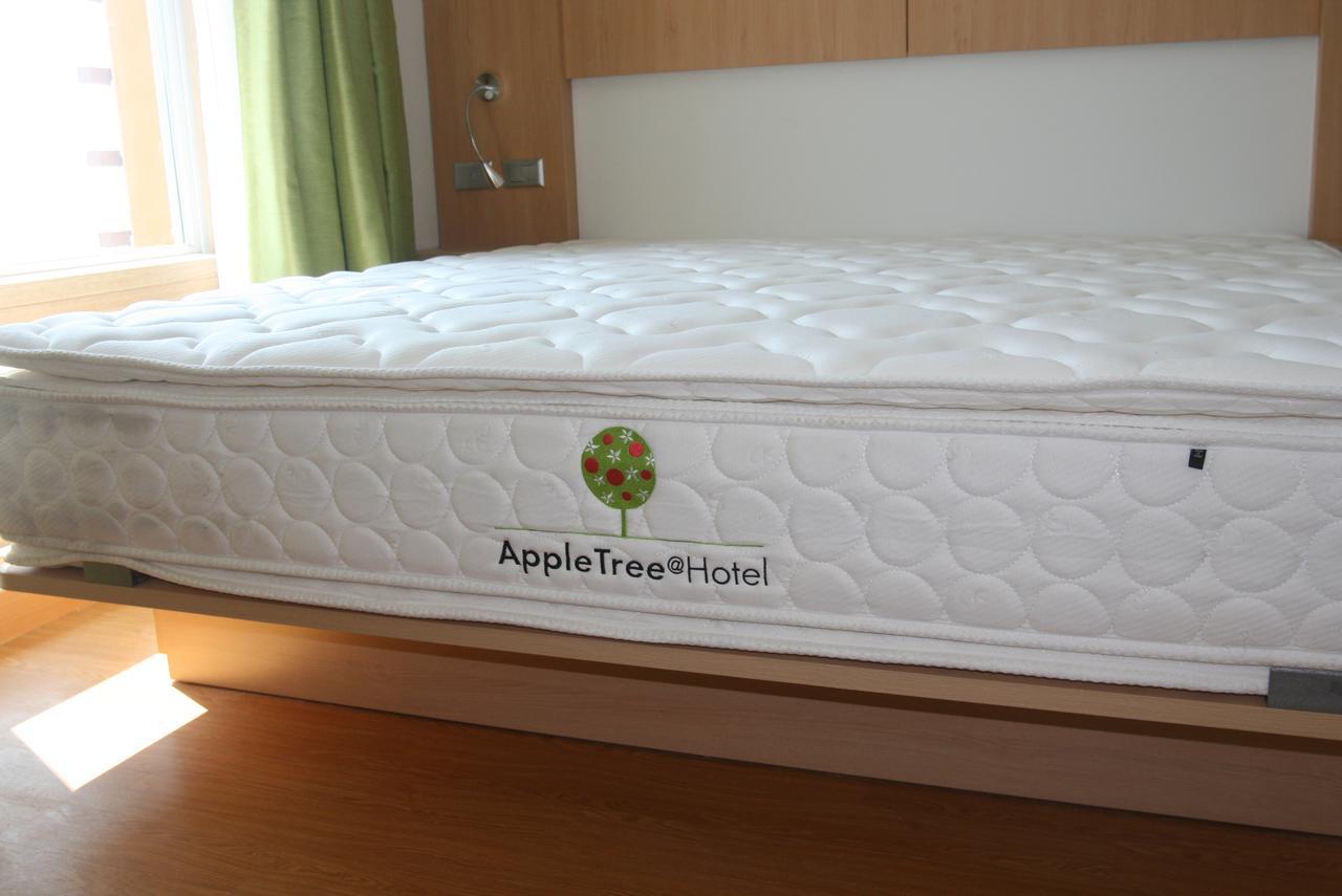 Gunsan Apple Tree Hotel Экстерьер фото