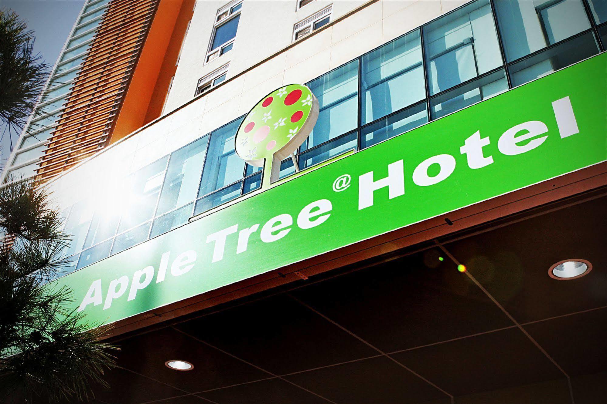 Gunsan Apple Tree Hotel Экстерьер фото